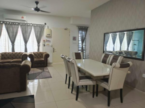 Homestay DTepian Bayu Bandar Seri Impian Kluang